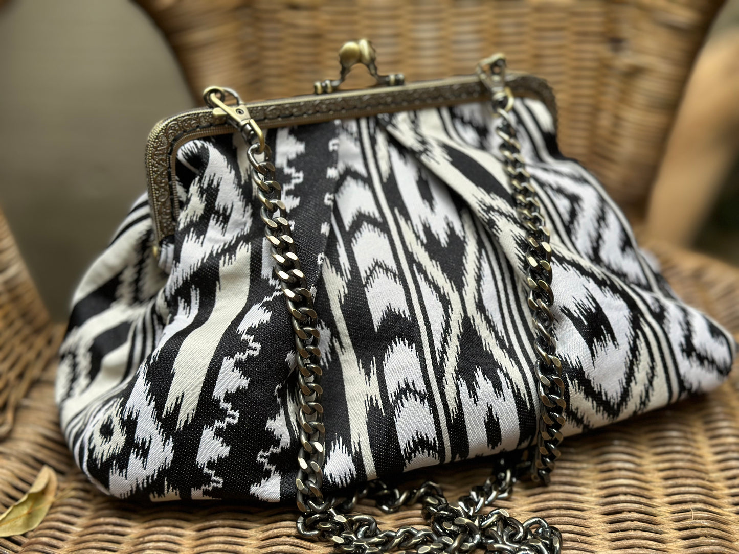 Intemporel Ikat “M”